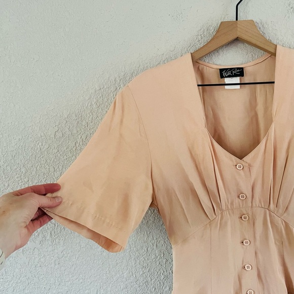 Vintage Peach Midi Dress - Picture 7 of 16